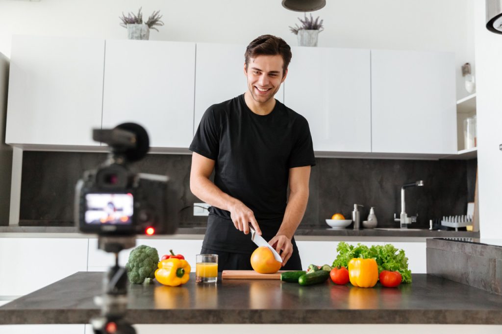 Kvalitní obsahový marketing vám může pomoct vytvořit i influencer